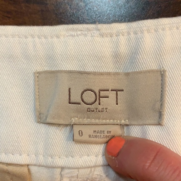 NWT 4” White LOFT Everyday Shorts - Picture 3 of 6